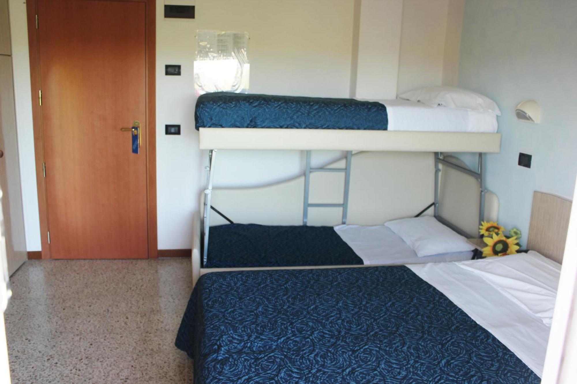 Hotel Bella Igea Μπελάρια-Ιτζέα Μαρίνα Δωμάτιο φωτογραφία